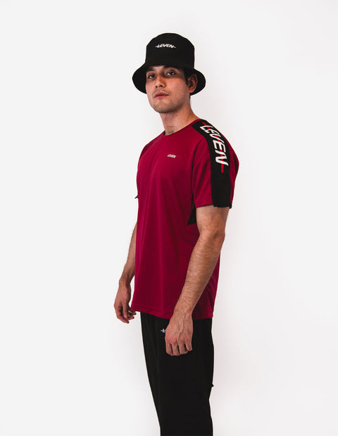 Playera Leven Asteroid Runner Guinda